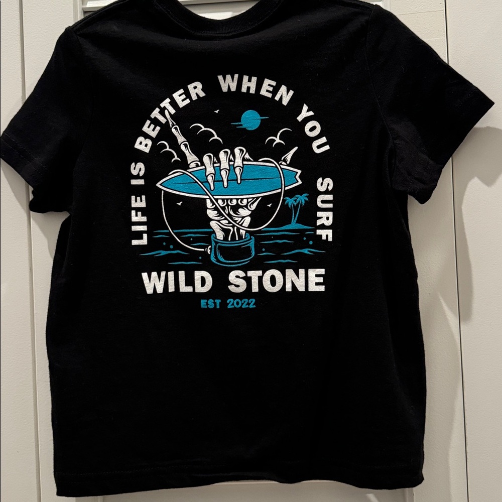 Kids Black Graphic T-Shirt size 4t
